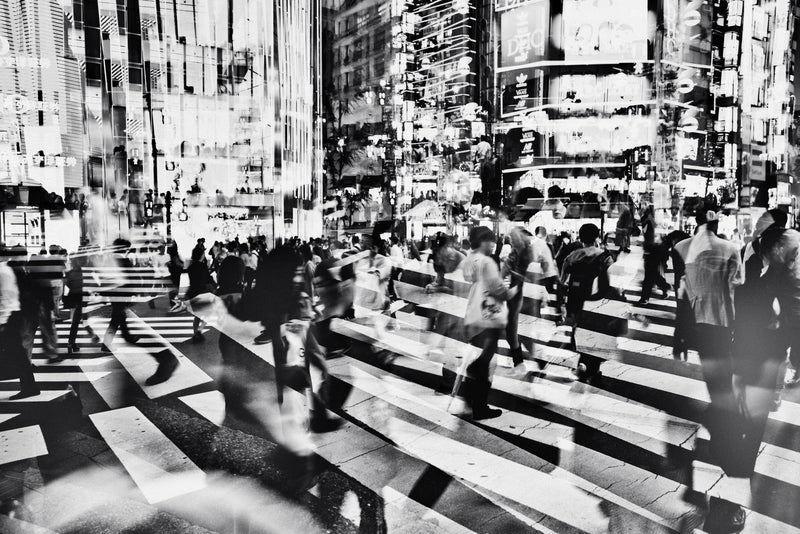 TOKYO CROSSING VII - Limited Edition of 3 Photograph by Sven Pfrommer