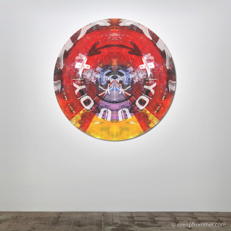 Letra Art Circular (Ø 100 cm)  Round artwork is ready to hang