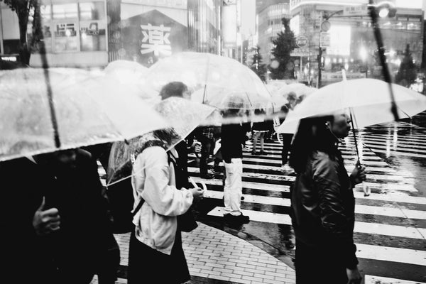 TOKYO CROSSING IV - Limited Edition of 3 Photograph by Sven Pfrommer