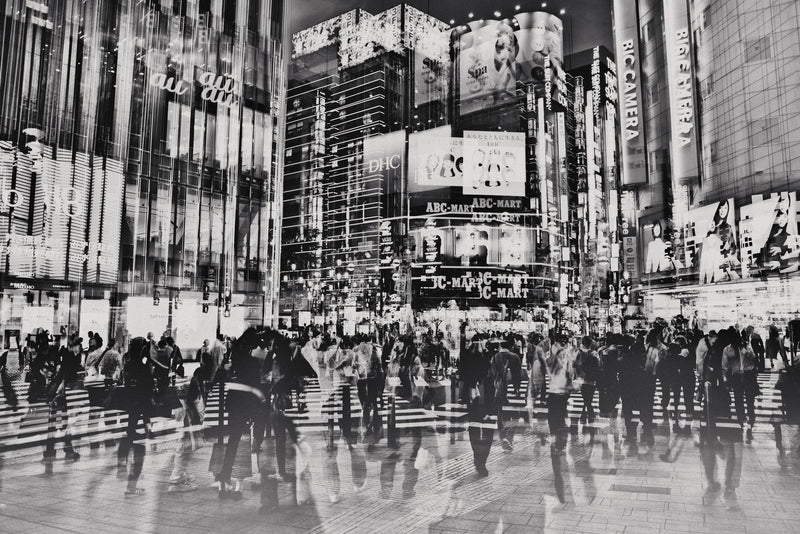 TOKYO CROSSING VIII - Limited Edition of 3 Photograph by Sven Pfrommer